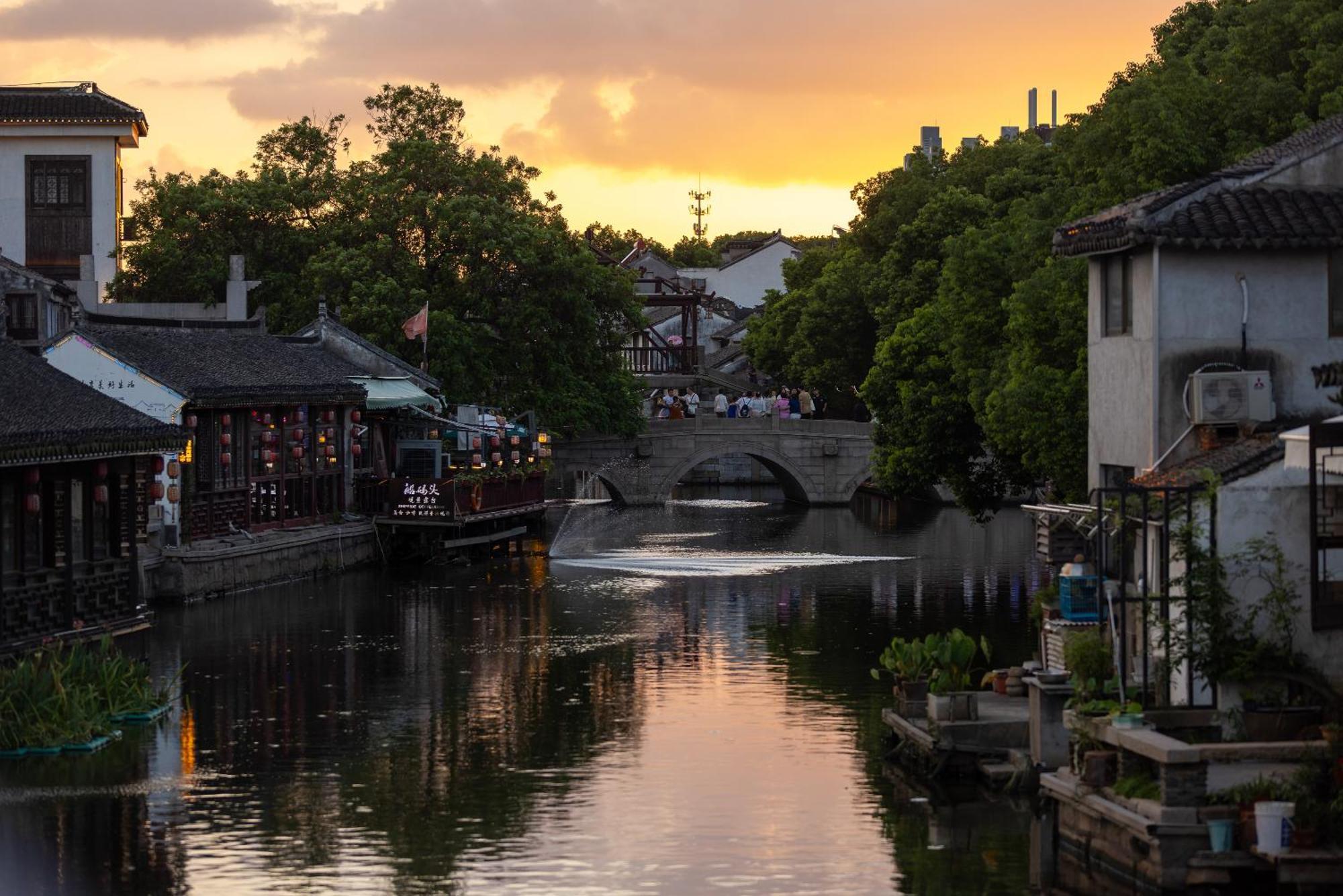 Tongli Slowlife River View Inn Tô Châu Ngoại thất bức ảnh